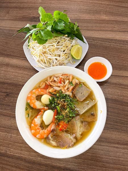 Hình ảnh Bánh Canh và Nem Nướng Phúc Hương - 3