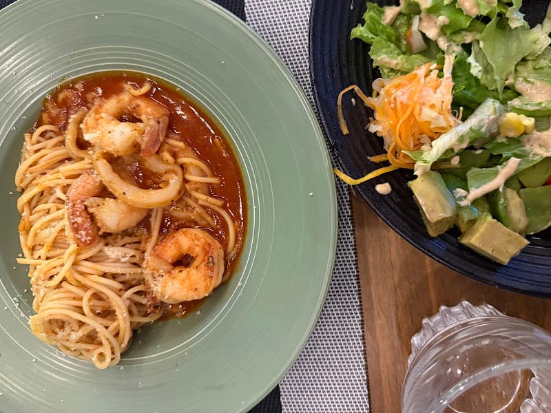 Hình ảnh Nomad Nosh Café & Crafts - 2