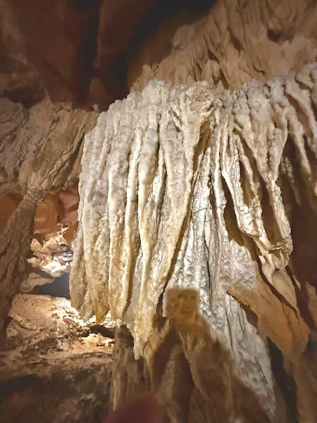 Khu di tích Hang Cốc Mười.