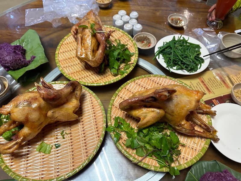 Hình ảnh NHÀ HÀNG ẨM THỰC TUÂN GÙ (cơ sở 1) - 4