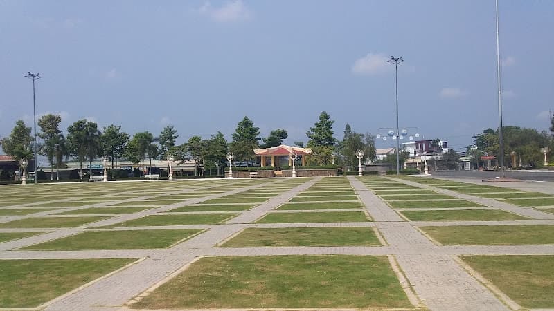 Hình ảnh Tượng đài liệt sĩ - 3