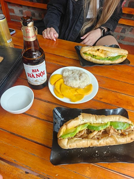 Hình ảnh THU HA Restaurant and Foods Banh Mi Drinks - 4