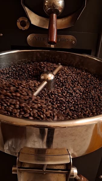 Hình ảnh AmoR Coffee Roastery - 3