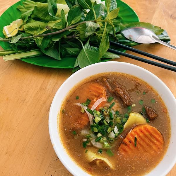 Hình ảnh Ăn sáng Bảo Lộc _ Quán bánh mì xíu mại CÔ KIẾU - 2