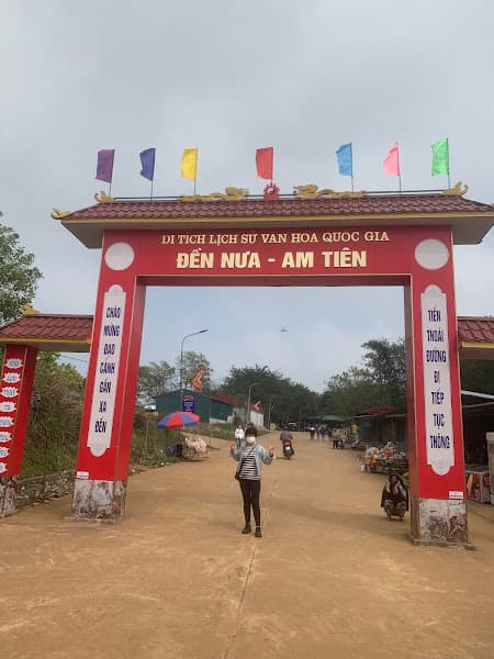 Hình ảnh Đền Nưa Am Tiên - 3