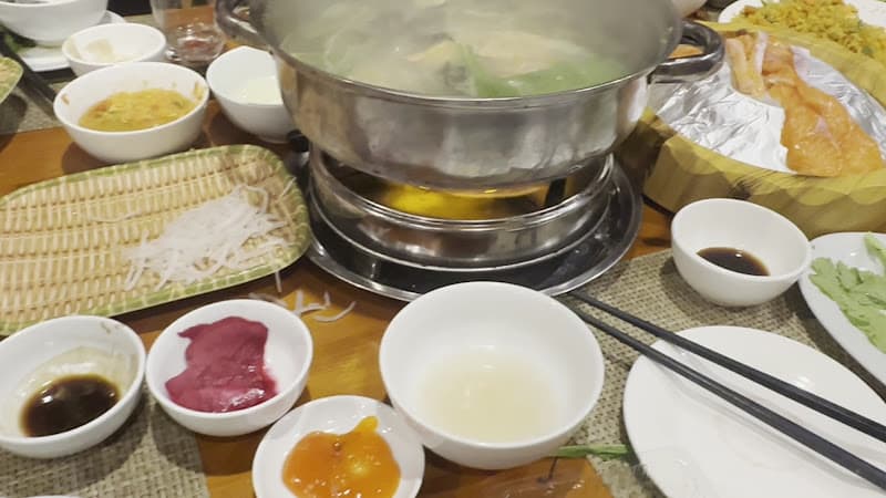 Hình ảnh Nhà Hàng Cá Hồi Hang Dơi - 4