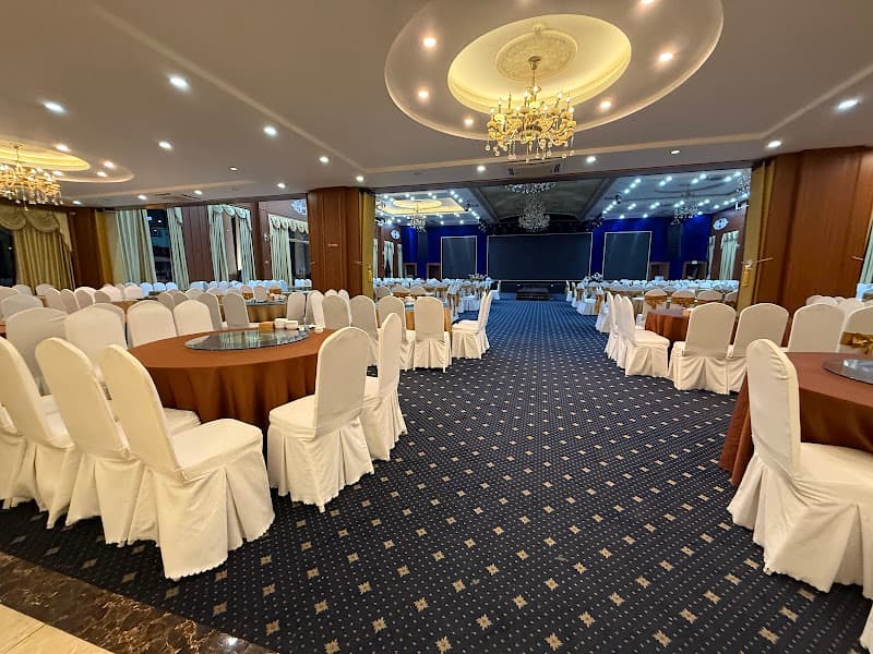 Hình ảnh Nhà Hàng Hạ Long Center (Happy Marina cũ) - 3