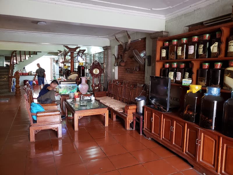 Nhà Hàng Hải Sản Mai Nhừng