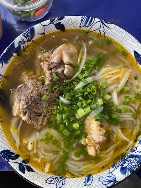 Hình ảnh Quán Út - Bún Bò Huế Sông Hương - 2