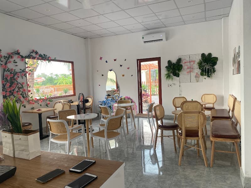 Mini - Tiệm kem, trà sữa và đồ ăn vặt