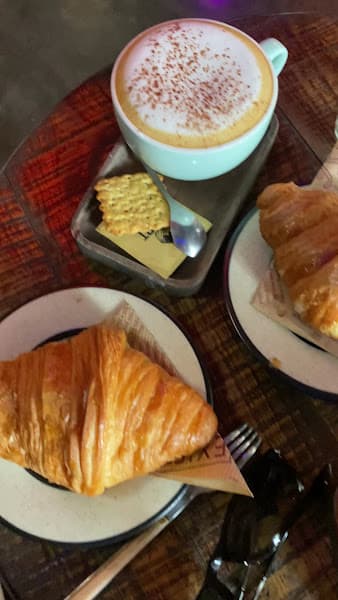 Hình ảnh Root Coffee Roastery - 3