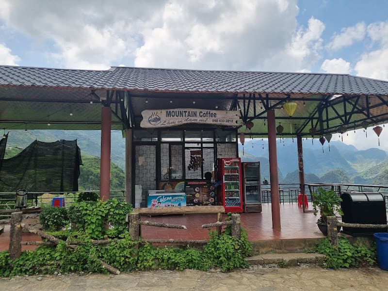 Ảnh bìa Đá sống ảo lũng hồ