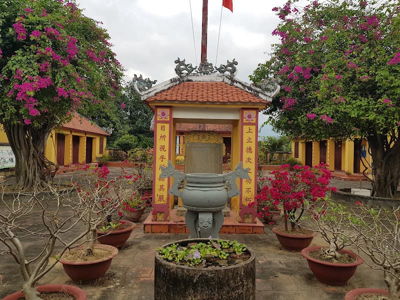 Hình ảnh Văn miếu Diên Khánh - 3