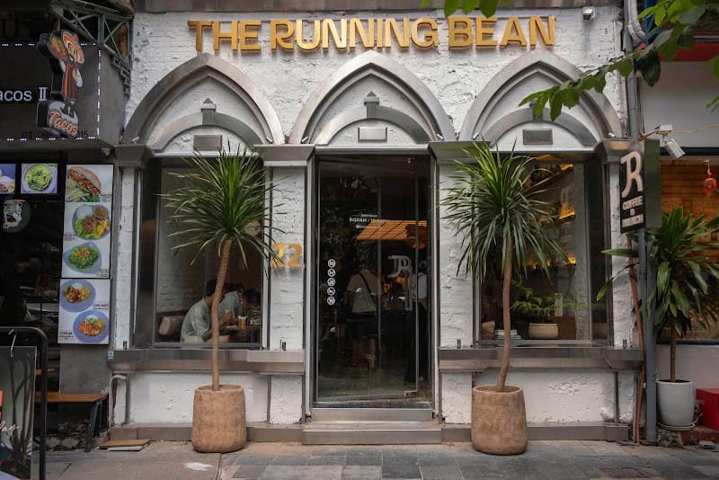 Hình ảnh The Running Bean Nhà Thờ - Coffee and Brunch - 5