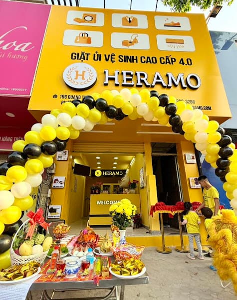HERAMO (Gò Vấp) - Giặt Hấp, Vệ Sinh Sửa Chữa Giày, Spa Túi Xách, Giặt Sofa Nệm Rèm Thảm - Premium Dry Cleaner, Shoe & Bag Spa
