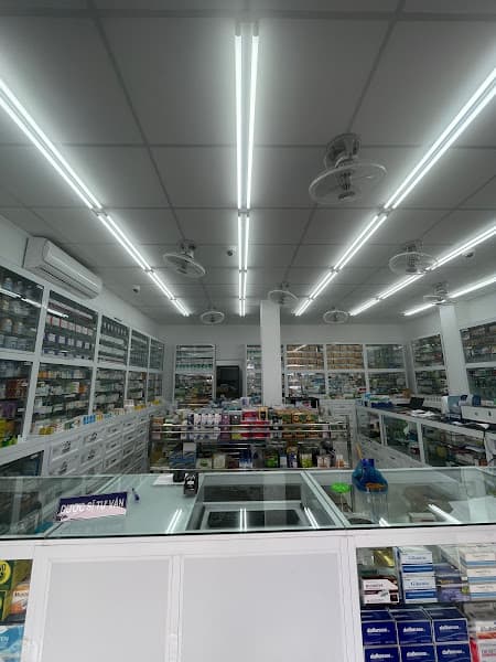 Hình ảnh Nhà Thuốc FPT Long Châu - 3