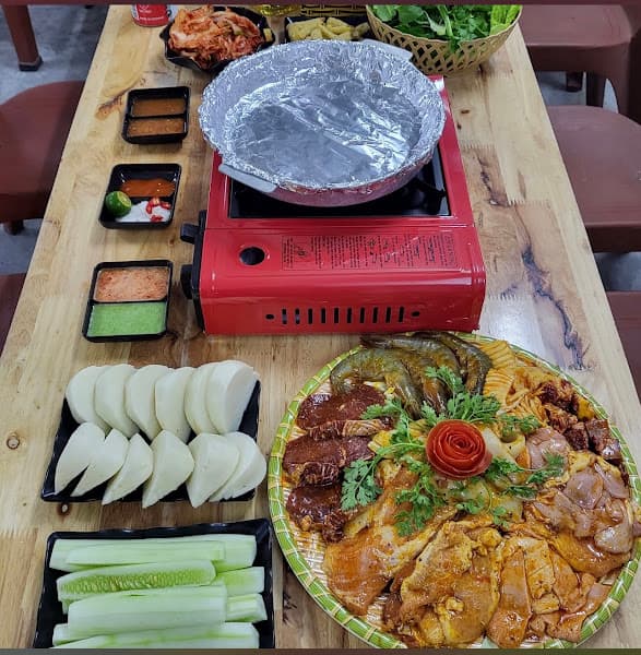 Hình ảnh Lẩu Sốt Nướng Huyền Anh - 5