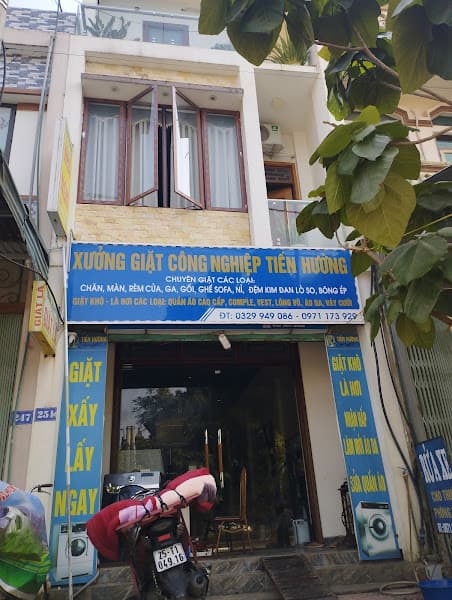 Tiệm Giặt Là Tiến Hường