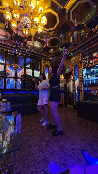 Hình ảnh Karaoke Sen Vàng KTV - 2