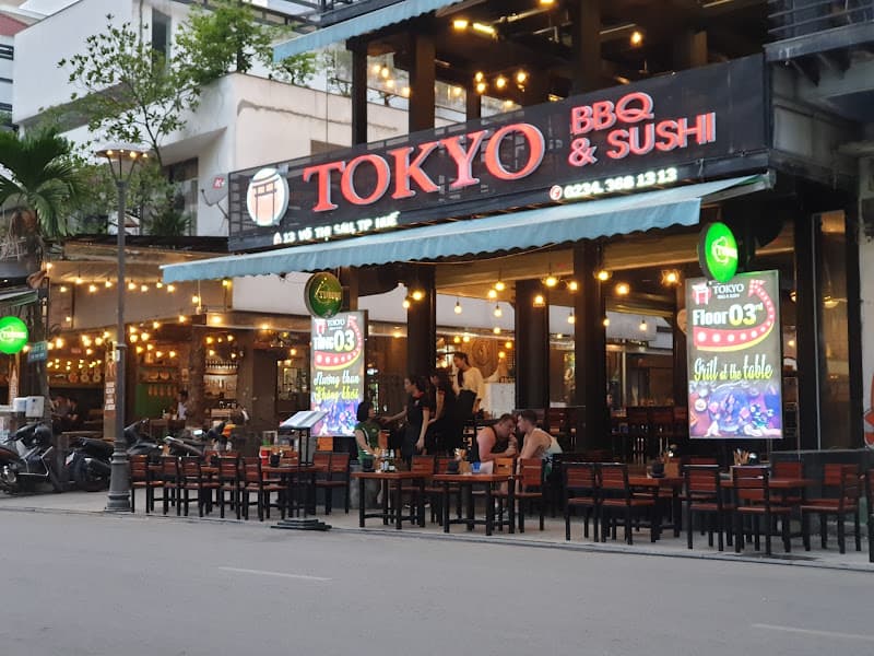 Tà Vẹt Coffee & Pub