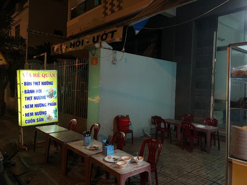 Bánh Hỏi Bún Thịt Nướng Vỉa Hè Quán