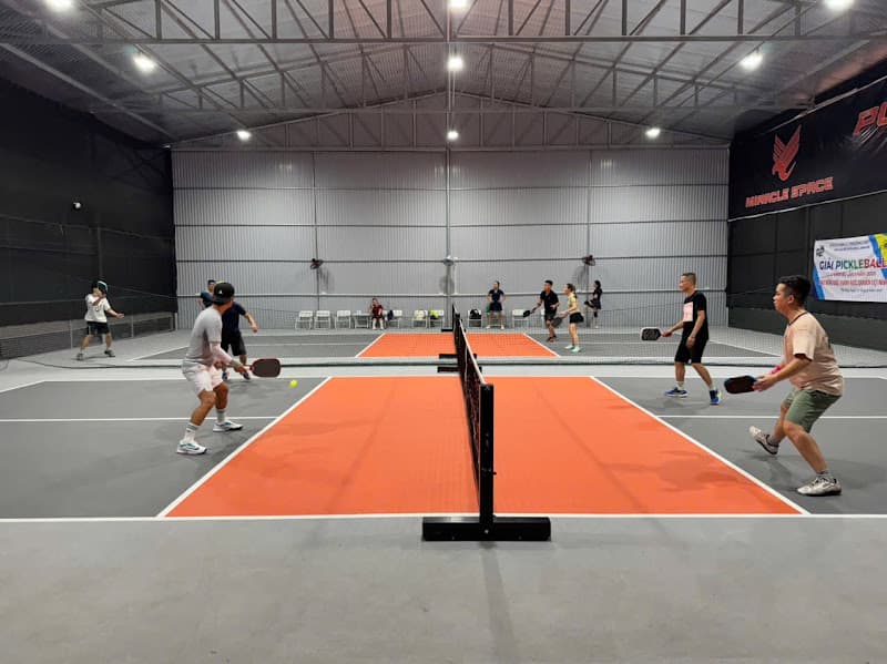 Sân Pickle Ball Miracle Space