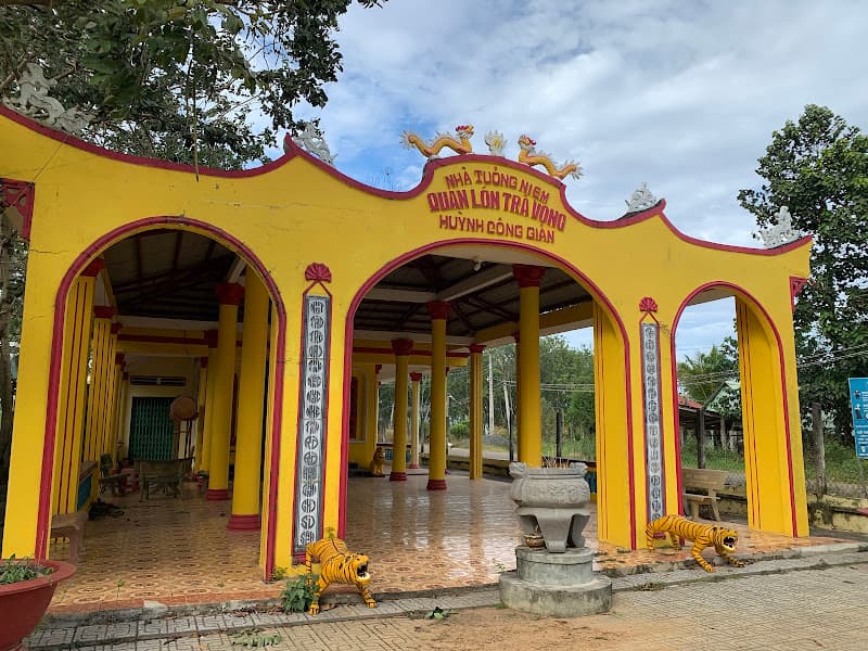 Ảnh bìa Di Tích Mộ Quan Lớn Trà Vong