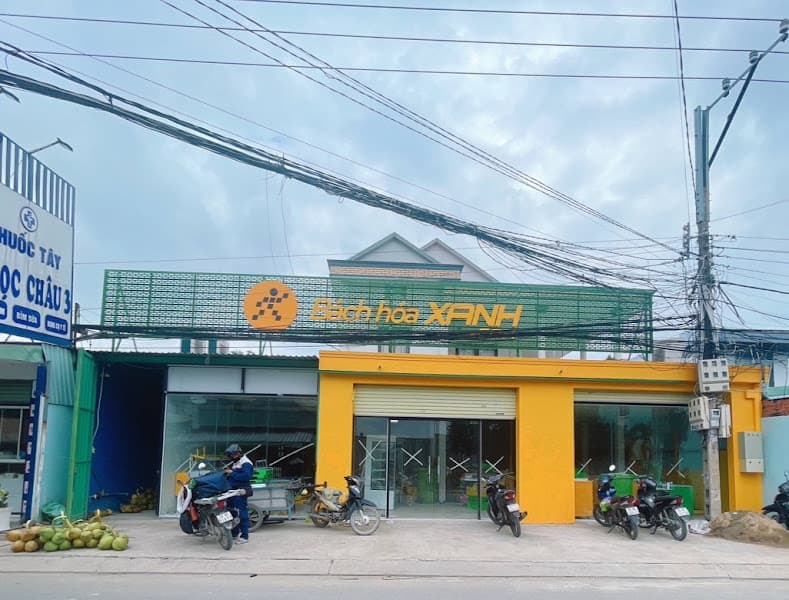 BÁCH HOÁ XANH BÌNH TIỀN 1