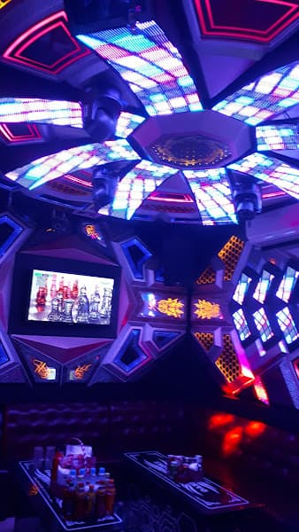 Hình ảnh KARAOKE OASIS - 2