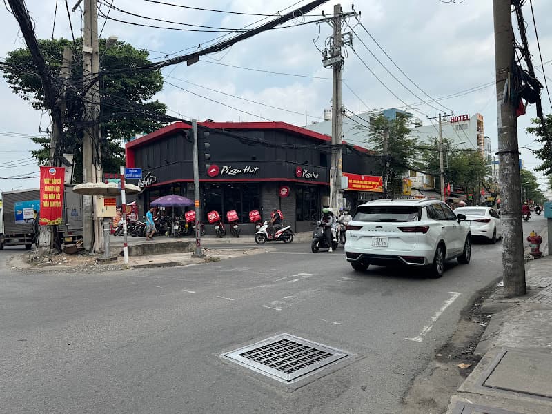 Hình ảnh Pizza Hut Phạm Văn Chiêu - 4