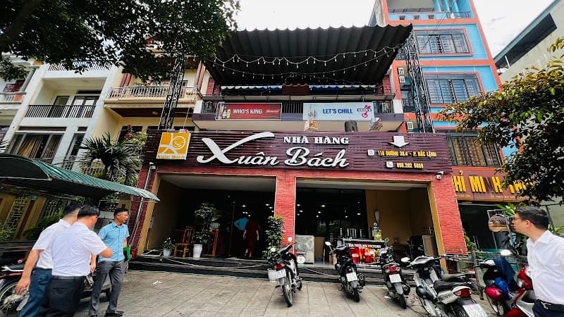 Nhà Hàng Xuân Bách