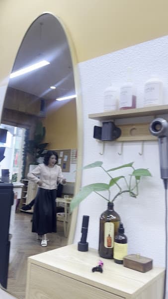 Hình ảnh Hair & Head Spa - 4