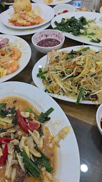 Hình ảnh Nhà hàng Minh Tuấn 3 - 5