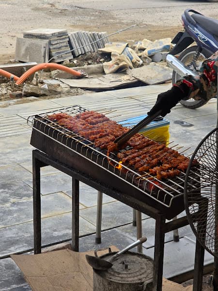 Hình ảnh Bánh Mì Xiên Nướng Huy Mùi - 4