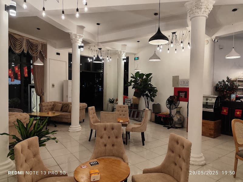 Ảnh bìa Tit mit coffee house