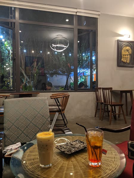 Hình ảnh HT Cafe - 2