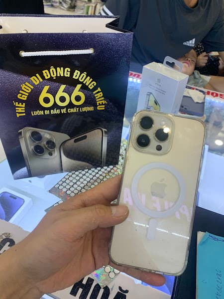 Hình ảnh Thế Giới Di Động Đông Triều 666 - 2