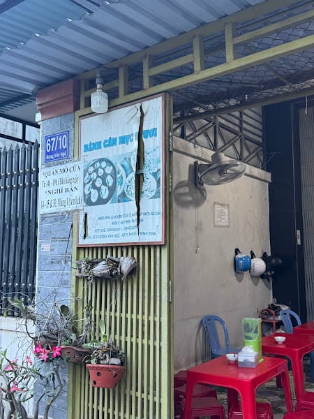 Bánh căn mực tươi Cô Năm