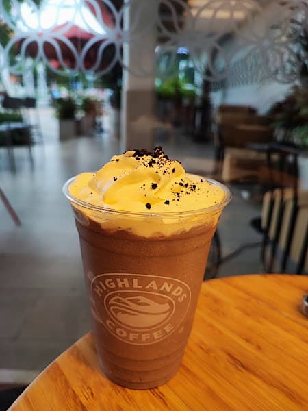 Hình ảnh Highlands Coffee 03 Nguyễn Tất Thành Pleiku - 3