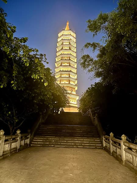 Hình ảnh Tam Thế Phật Điện - 3