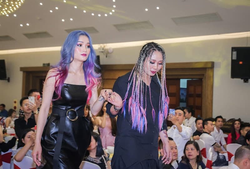 Ảnh bìa Tiệm tóc hiệp quyên