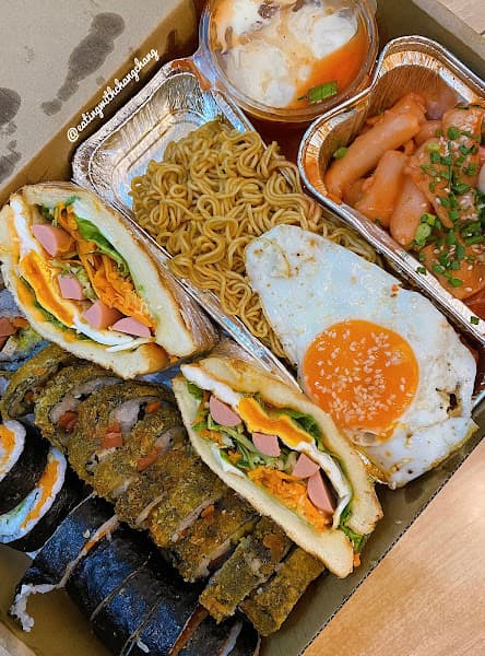 Hình ảnh MIGO trùm ăn vặt Huế 55 nguyễn lộ trạch - 3