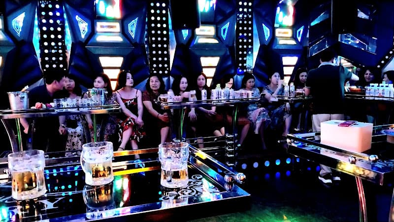 Hình ảnh Luxury Karaoke - 6