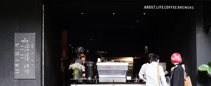 Hình ảnh ABOUT LIFE COFFEE BREWERS HCM - 4