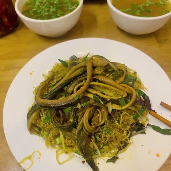 Hình ảnh O Lài - Lươn đồng xứ Nghệ (anh cậu chủ) - 4