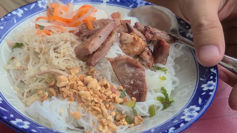 Hình ảnh Cơm tấm vỉa hè - 5