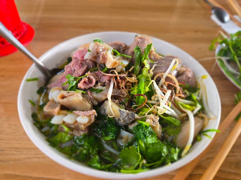 Ảnh bìa Bún xương bò O Nhỏ
