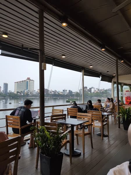 Hình ảnh Highlands Coffee Du Thuyền Hồ Trúc Bạch - 4