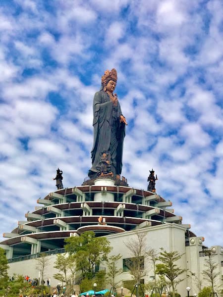 Núi Bà Đen 986m - Cáp Treo Sun World Ba Den Mountain