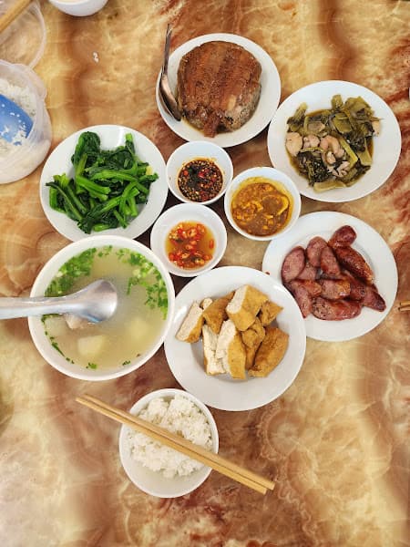 Hình ảnh Quán Cơm Anh Thắng Đầu To - 3